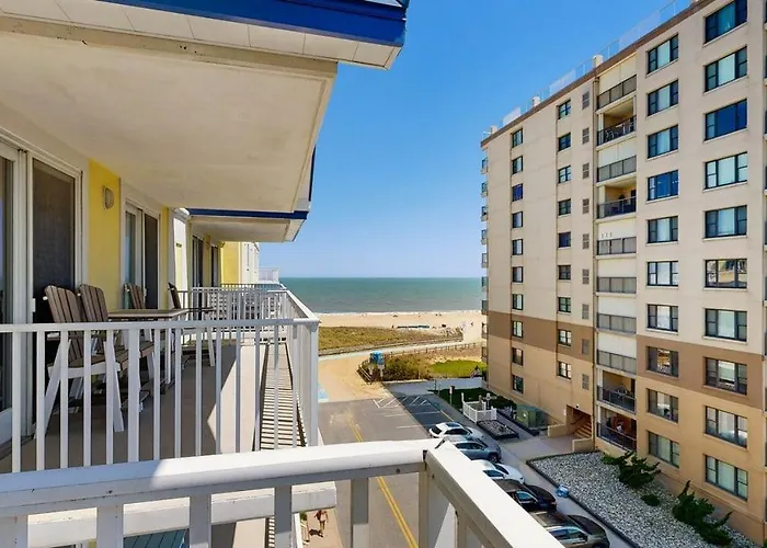 Gorgeous In Oceanfront Complex With Shared Pool & Hot Tub Free Wifi