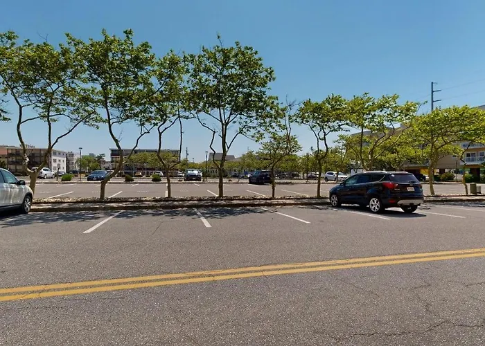 Gorgeous In Oceanfront Complex With Shared Pool & Hot Tub Free Wifi Ocean City