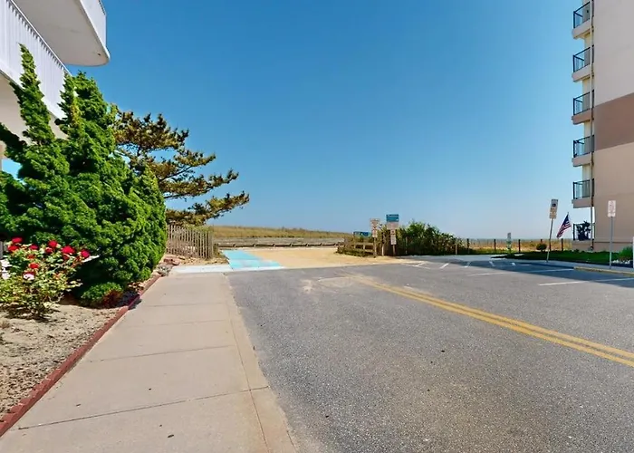 Gorgeous In Oceanfront Complex With Shared Pool & Hot Tub Free Wifi * Ocean City